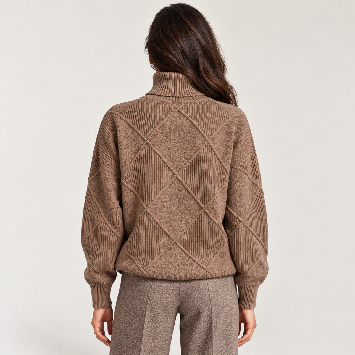 Monvaline diamond-knit turtleneck jumper, Brown, rear view on approved model
