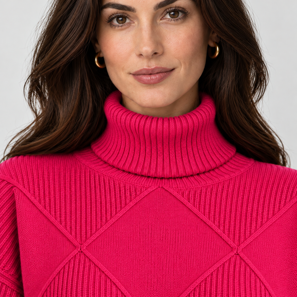 Monvaline diamond-knit turtleneck jumper, Pink, neckline view on approved model