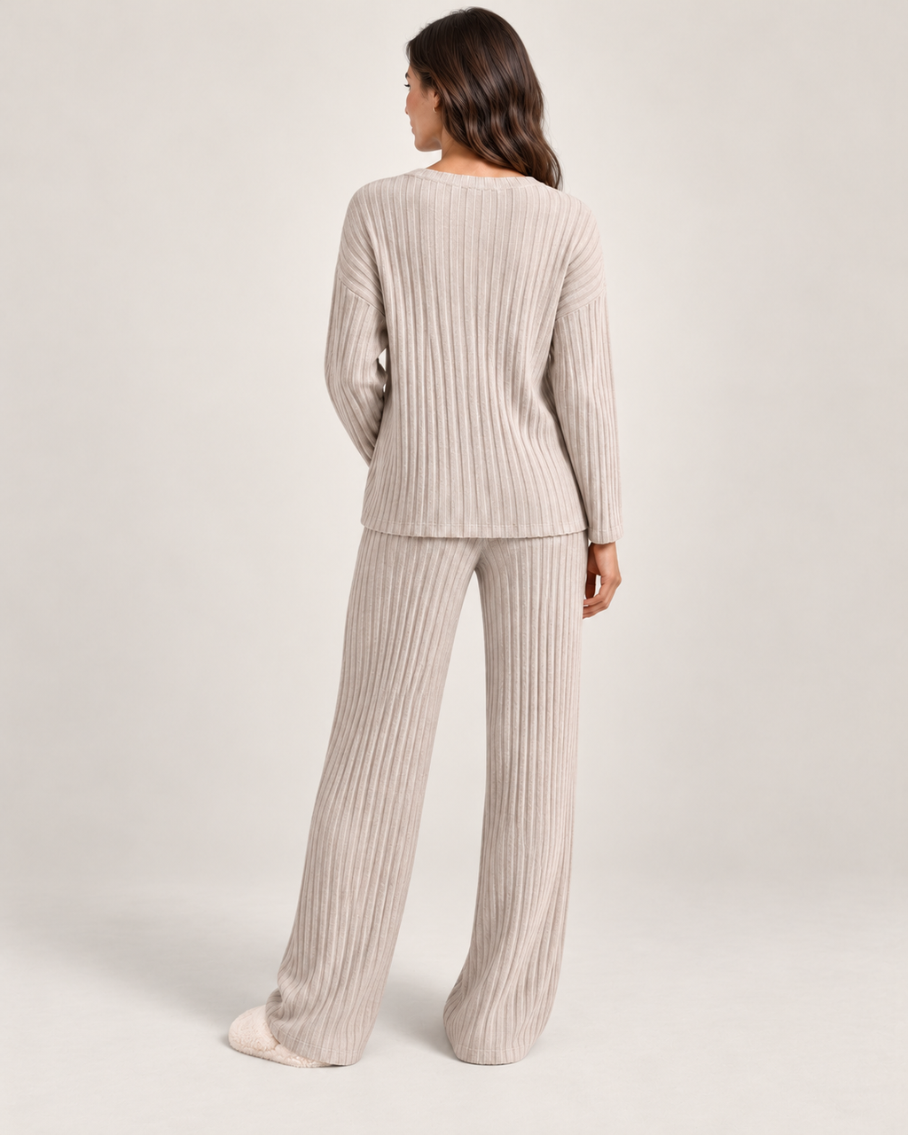 Ribbed V-neck lounge set, beige rear