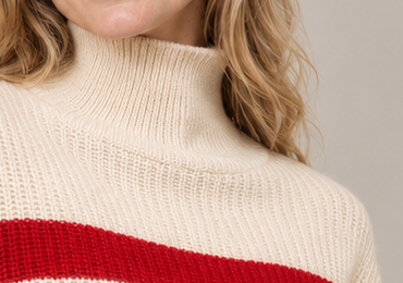 Striped turtleneck knit sweater, red neckline native crop
