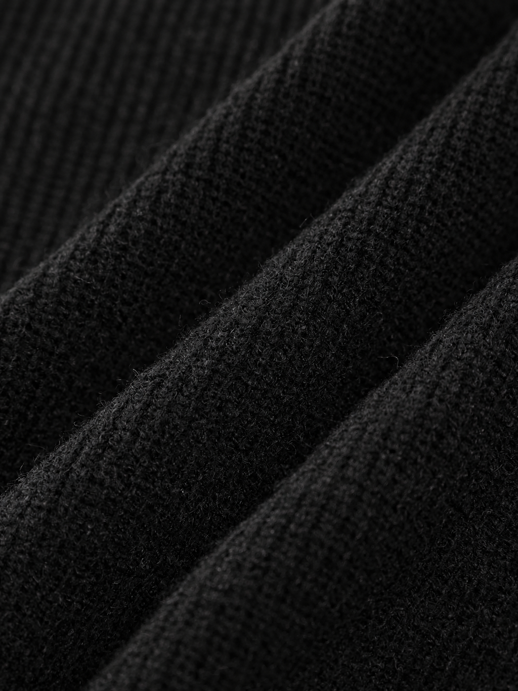 Women's contrast-stitch ribbed sweater - black knit
