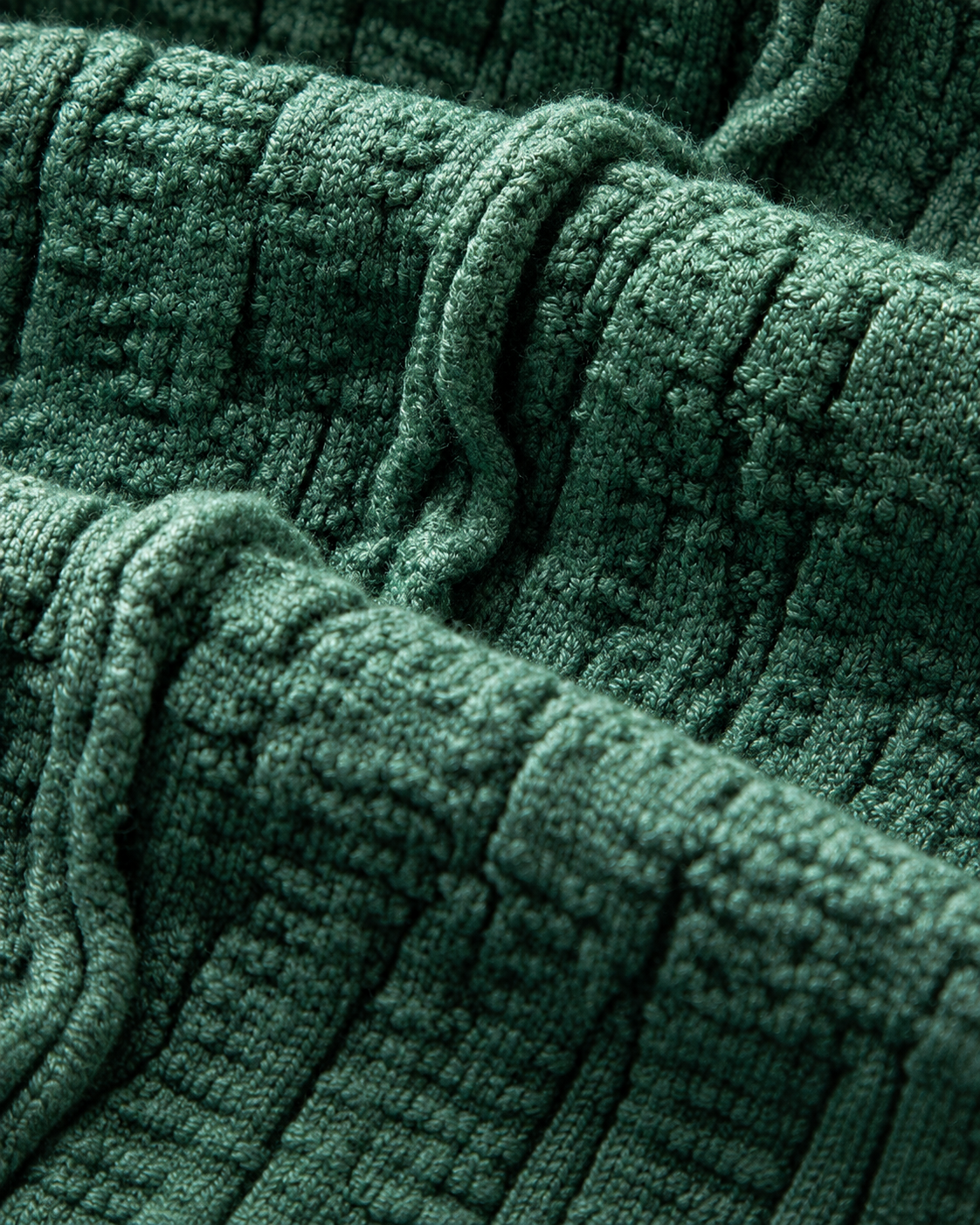 Swiss Alps Textured Crew-Neck Sweater – Pine Green supporting detail