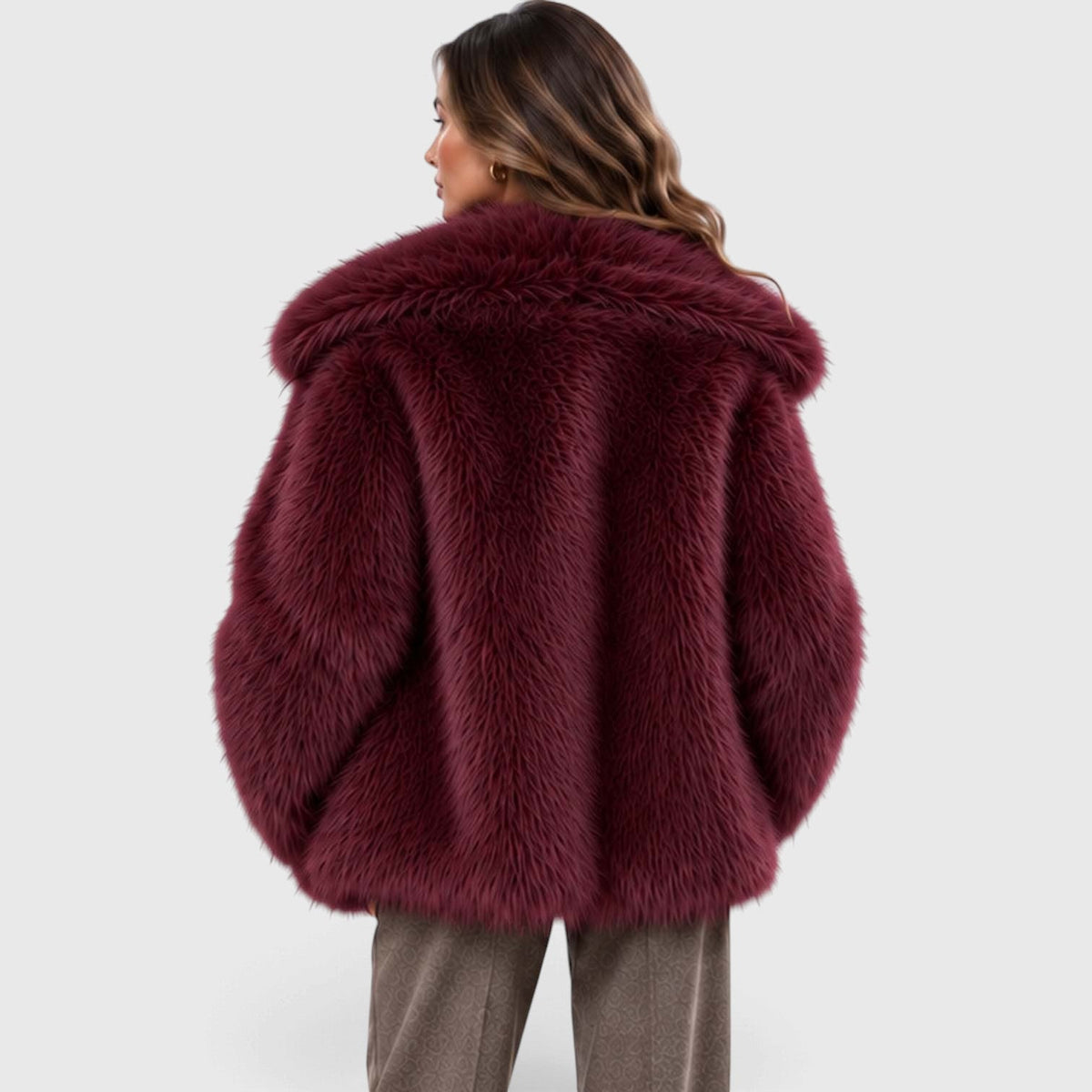 Women's Soft Plush Faux Fur Coat – Short Winter Style