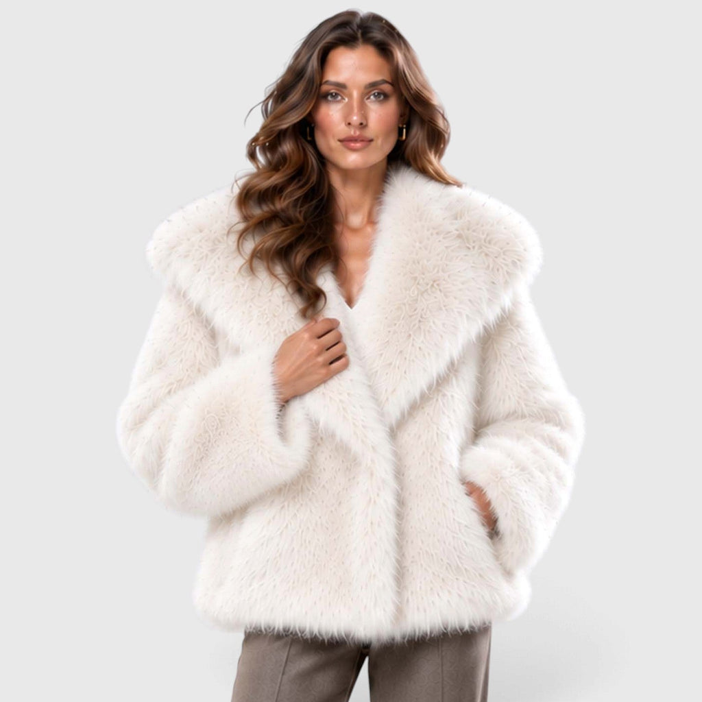 Women's Soft Plush Faux Fur Coat – Short Winter Style