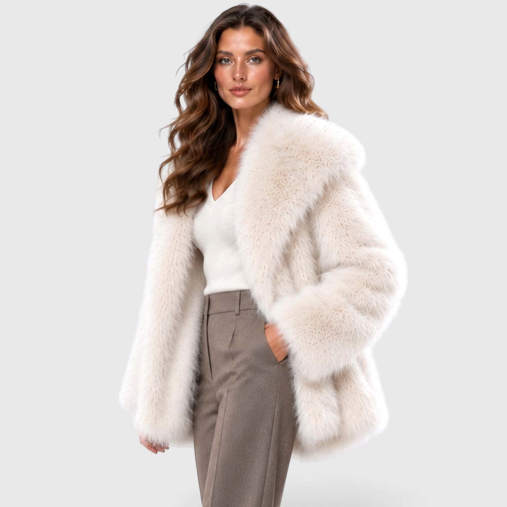 Women's Soft Plush Faux Fur Coat – Short Winter Style