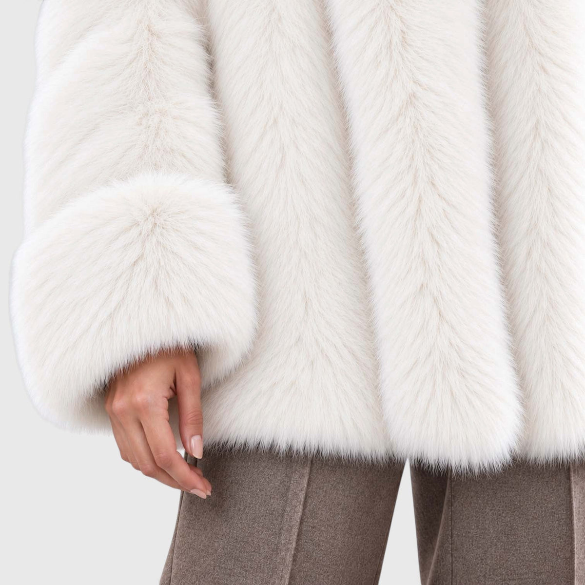 Women's Soft Plush Faux Fur Coat – Short Winter Style