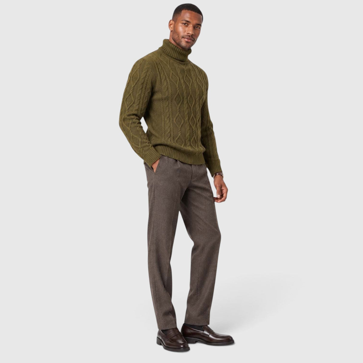 Men's Cable Knit Turtleneck Jumper for Classic Casual Style