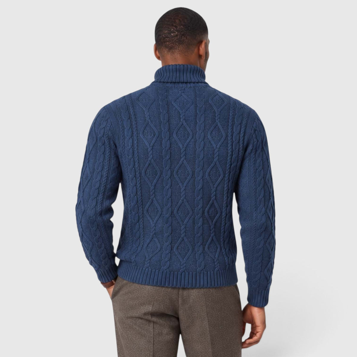 Men's Cable Knit Turtleneck Jumper for Classic Casual Style