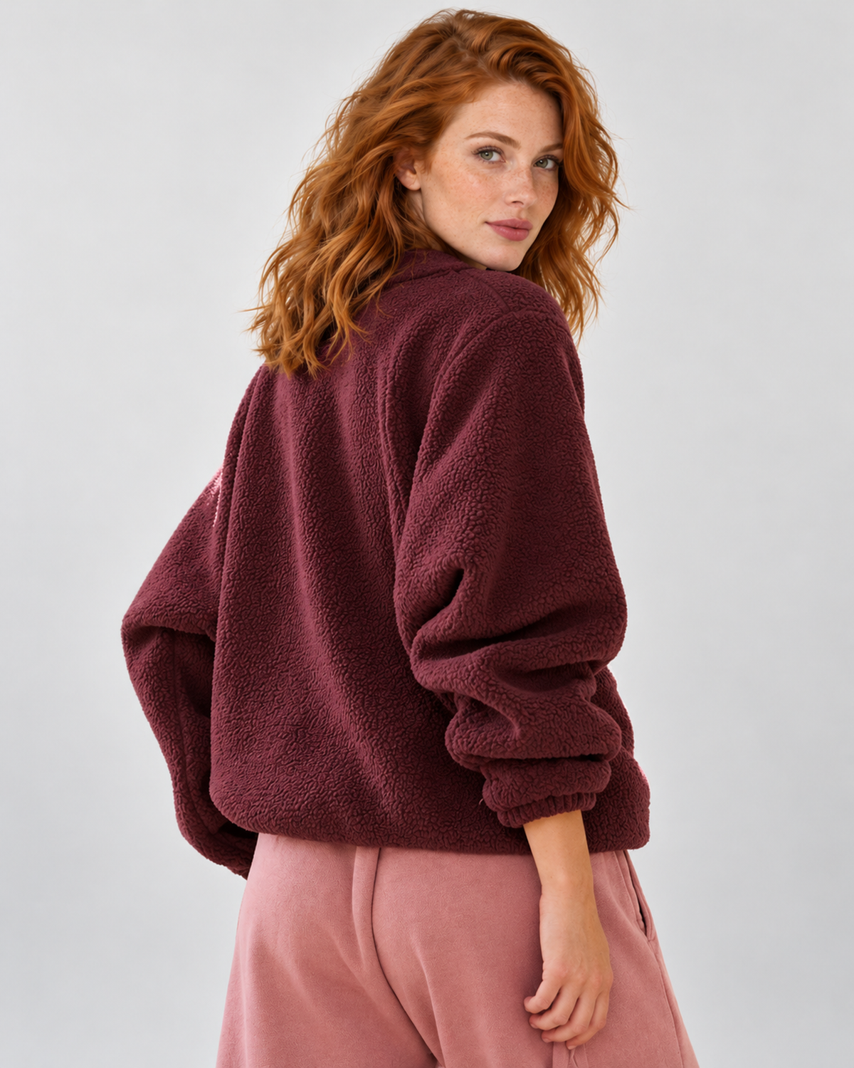 Avery & Mercer AM-US-W03 | Burgundy | side-three-quarter | studio product candidate