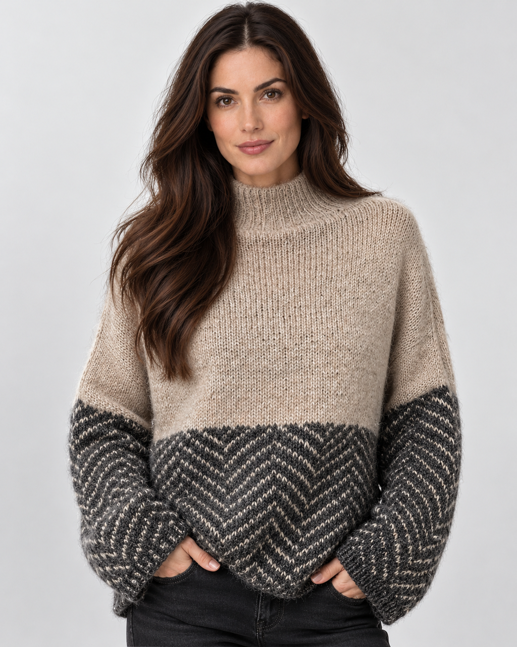 Avery & Mercer AM-US-W02 | Taupe Charcoal | front | studio product candidate